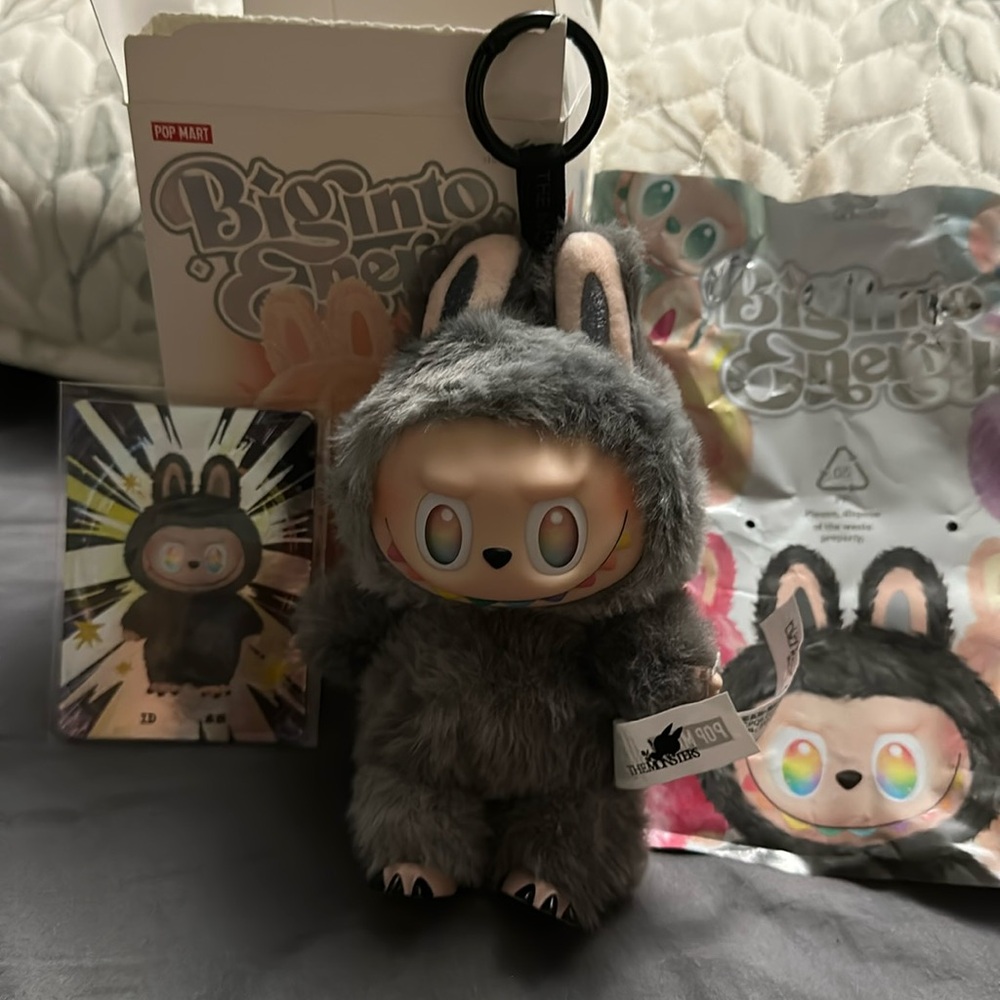 Big into Energy Secret Edition ID Labubu (Very Rare!)